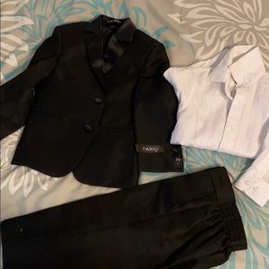 Size 3 boys 3 piece suit